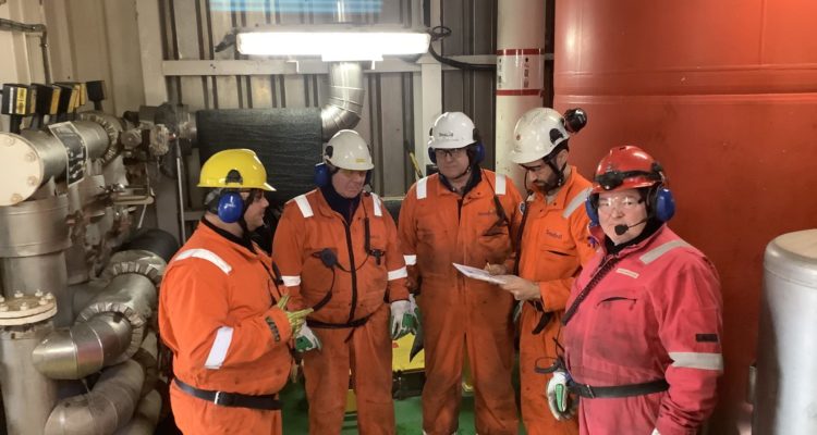 We've All Been Part Of Good Pre-task Meetings And Some Not-so-good Ones! Our Coach Jason Glaum Had The Opportunity To Provide Coaching To Members Of The Drill Crew Of The West Elara In The North Sea, On The Key Elements Of A Great Pre-task Meeting. #TheCallenGroup #SafeandEfficient #Seadrill